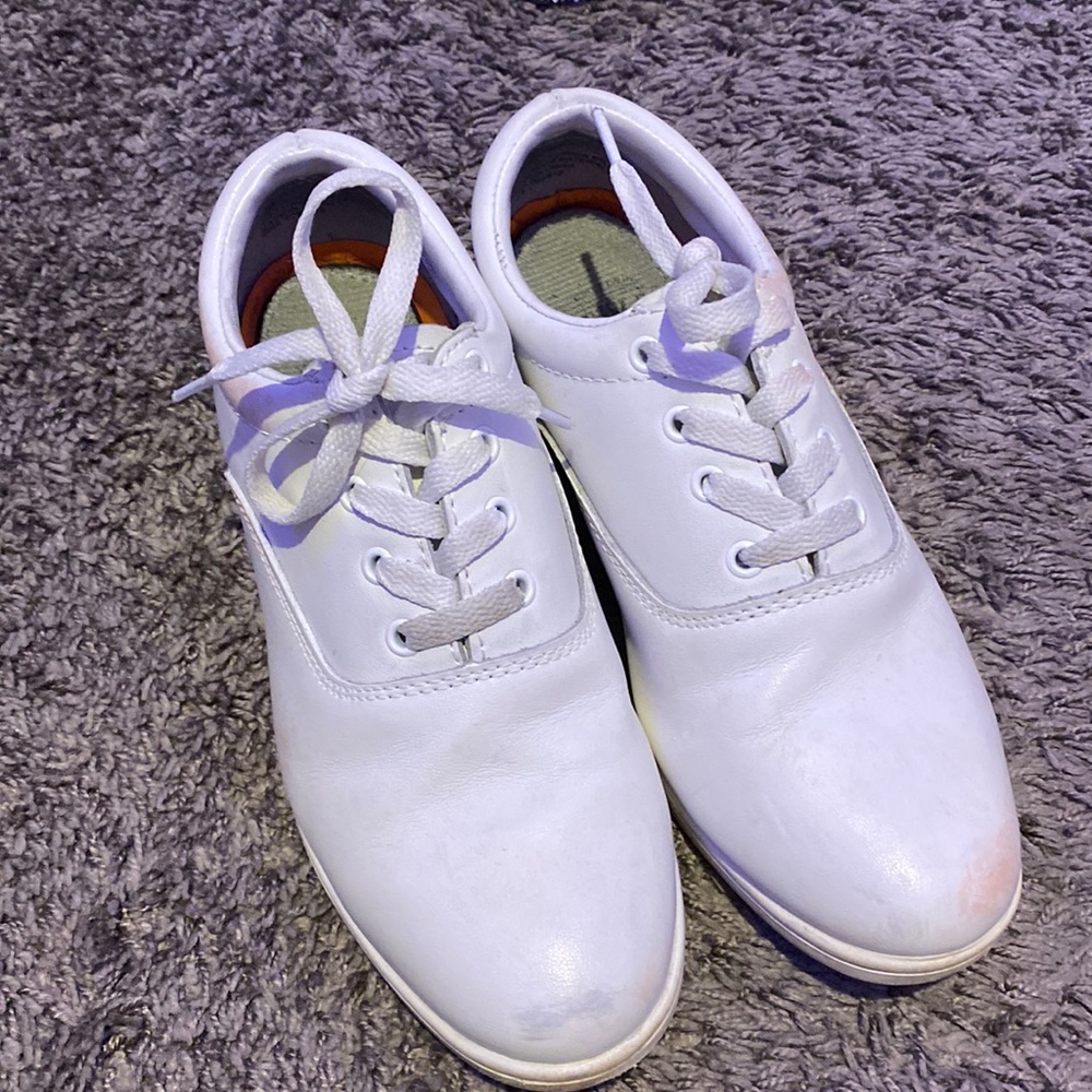 Dinkles Marching Shoes size 7